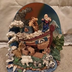 Vintage Noah's Ark Musical display